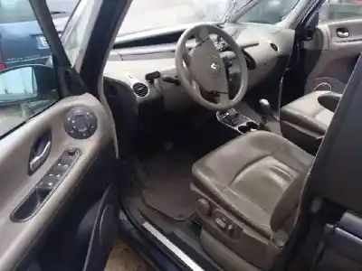 Scrapping Vehicle renault espace iv (jk0) grand espace initiale of the year 2005 powered p9x701