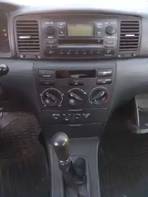 Veículo de Sucata toyota corolla (_e12_) 1.4 d (nde120_) do ano 2005 alimentado 1nd