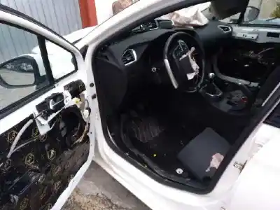 Veicolo di demolizione citroen c4 lim. sport dell'anno 2011 alimentato 9hr