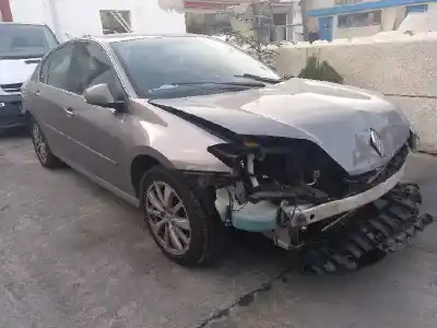 Scrapping Vehicle RENAULT LAGUNA III (BT0/1) 2.0 dCi (BT01 BT08 BT09 BT0E BT0K BT12 BT1C BT1D.... of the year 2011 powered M9R814