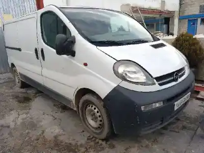 Verschrottungsfahrzeug OPEL VIVARO Combi 2.7t Corto des Jahres 2004 angetrieben F9Q762