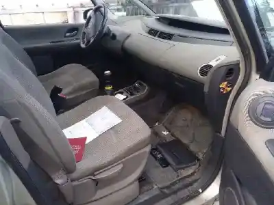 Véhicule à la ferraille renault espace iv (jk0) grand espace dynamique de l'année 2005 alimenté g9t742