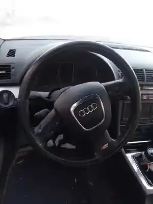 Veículo de Sucata audi a4 berlina (8e) 2.0 tdi quattro (dpf) (125kw) do ano 2007 alimentado brd