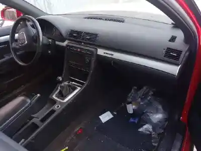 Veículo de Sucata audi a4 berlina (8e) 2.0 tdi quattro (dpf) (125kw) do ano 2007 alimentado brd