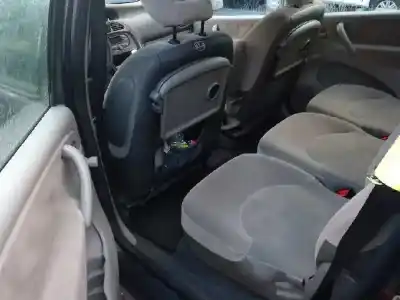 Vehicul casat citroen xsara picasso 2.0 hdi sx al anului 2004 alimentat rhy