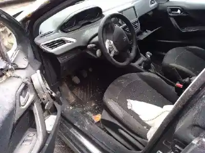 Veículo de Sucata peugeot 208 1.6 blue-hdi fap do ano 2016 alimentado bhw