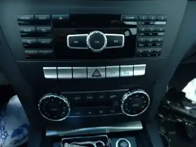 Здавання транспортного засобу mercedes-benz clase c (w204) c 200 cdi (204.001) року 2013 потужний 651913