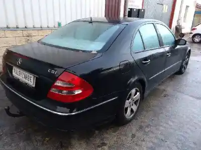 Veicolo di demolizione mercedes-benz clase e (w211) berlina e 270 cdi (211.016) dell'anno 2003 alimentato 647961