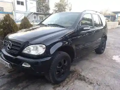 Здавання транспортного засобу MERCEDES-BENZ CLASE M (W163) 270 CDI (163.113) року 2002 потужний 612963