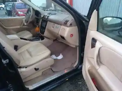 Здавання транспортного засобу mercedes-benz clase m (w163) 270 cdi (163.113) року 2002 потужний 612963