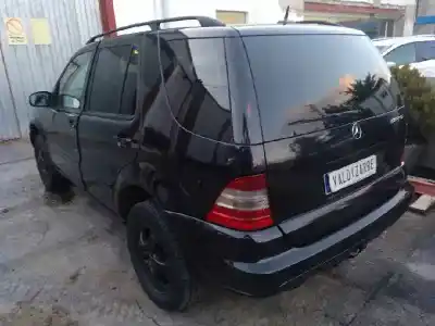 Здавання транспортного засобу mercedes-benz clase m (w163) 270 cdi (163.113) року 2002 потужний 612963