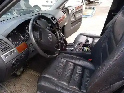 Vehicul casat volkswagen touareg (7la) tdi r5 al anului 2004 alimentat bac