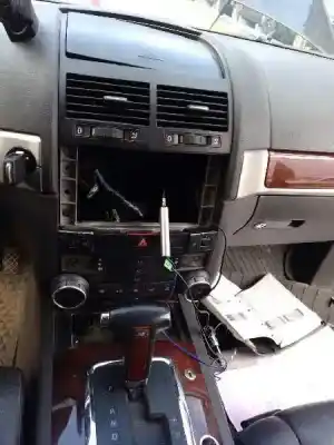 Vehicul casat volkswagen touareg (7la) tdi r5 al anului 2004 alimentat bac