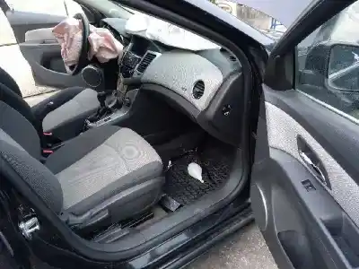 Здавання транспортного засобу chevrolet cruze lt року 2010 потужний z20s1