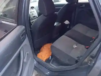 Здавання транспортного засобу ford focus lim. (cb4) trend року 2009 потужний hhda
