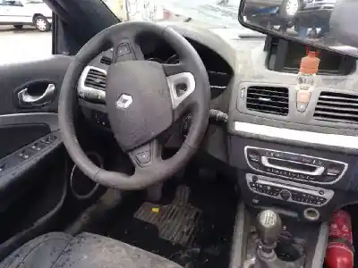 Veículo de Sucata renault megane iii coupé-cabrio dynamique do ano 2011 alimentado f9q870