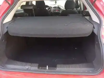 Veicolo di demolizione fiat bravo ii (198_) 1.4 (198axa1b) dell'anno 2010 alimentato 192b2000