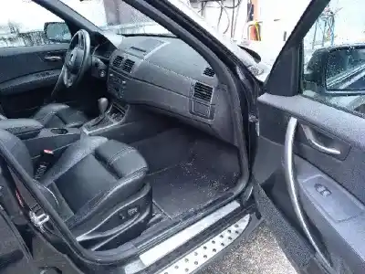 Veículo de Sucata bmw x3 (e83) 2.5i do ano 2005 alimentado 256s5