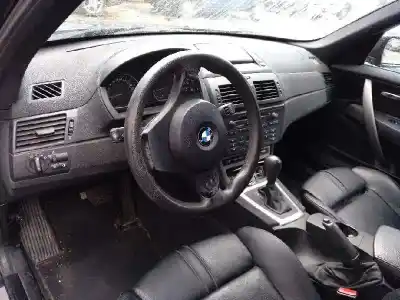 Veículo de Sucata bmw x3 (e83) 2.5i do ano 2005 alimentado 256s5