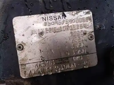 Véhicule à la ferraille nissan patrol gr (y61) * de l'année 2004 alimenté zd30ddti