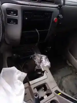 Véhicule à la ferraille nissan patrol gr (y61) * de l'année 2004 alimenté zd30ddti