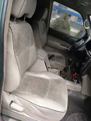Véhicule à la ferraille nissan patrol gr (y61) * de l'année 2004 alimenté zd30ddti