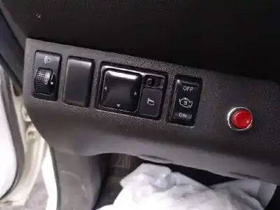 Здавання транспортного засобу nissan pathfinder (r51) 2.5 dci diesel cat року 2007 потужний yd25ddti
