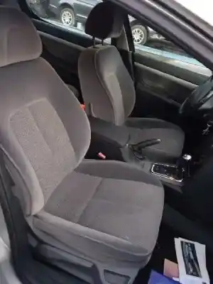 Vehicul casat peugeot 407 st confort al anului 2006 alimentat rfj