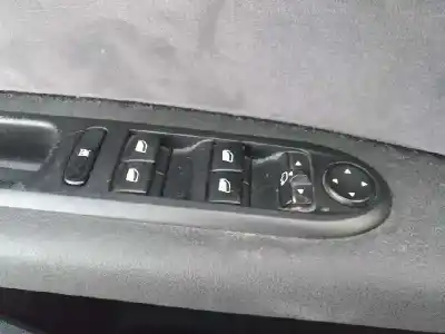 Vehicul casat peugeot 407 st confort al anului 2006 alimentat rfj