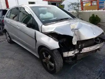 Утилизация автомобиля mercedes-benz clase b (w245) 180 cdi (245.207) года 2007 питание 640940
