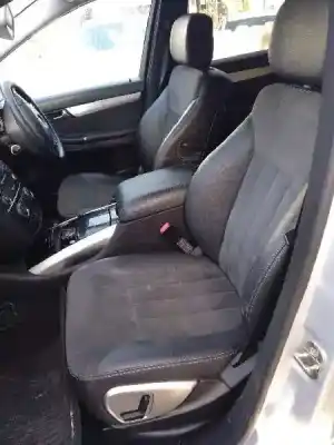 Здавання транспортного засобу mercedes-benz clase r (w251) 3.0 cdi cat року 2006 потужний 642950