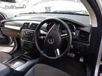 Здавання транспортного засобу mercedes-benz clase r (w251) 3.0 cdi cat року 2006 потужний 642950