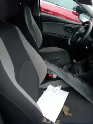 Здавання транспортного засобу seat leon (5f1) reference року 2013 потужний clha