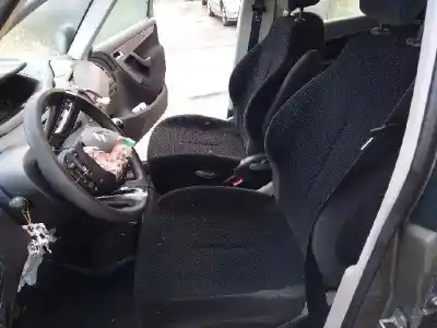 Здавання транспортного засобу citroen c4 picasso premier року 2009 потужний 9hz