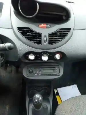Scrapping Vehicle renault twingo 1.5 dci diesel of the year 2011 powered k9k740