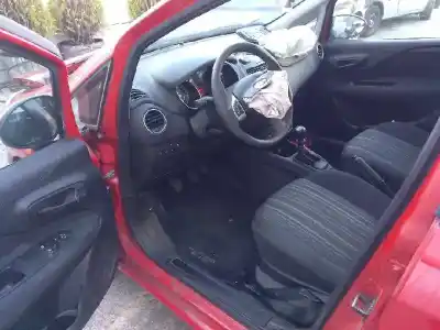 Vehicul casat fiat punto (evo) (199) 1.4 cat al anului 2011 alimentat 350a1000