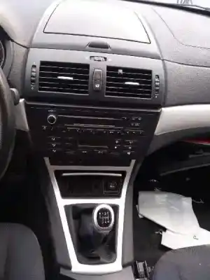 Veículo de Sucata bmw x3 (e83) xdrive 20 d do ano 2010 alimentado n47d20c