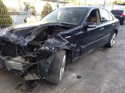 Veicolo di demolizione MERCEDES-BENZ CLASE E (W211) BERLINA E 270 CDI (211.016) dell'anno 2004 alimentato 647961