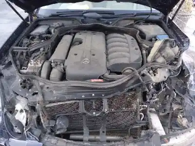 Veicolo di demolizione mercedes-benz clase e (w211) berlina e 270 cdi (211.016) dell'anno 2004 alimentato 647961