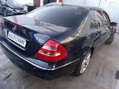 Veicolo di demolizione mercedes-benz clase e (w211) berlina e 270 cdi (211.016) dell'anno 2004 alimentato 647961