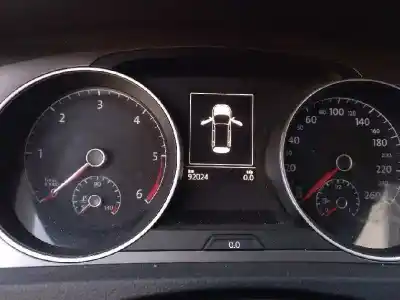 Vehicul casat volkswagen golf vii lim. (5g1) 1.6 16v tdi dpf al anului 2016 alimentat cxxb