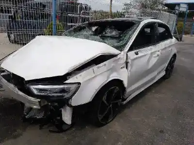 Verschrottungsfahrzeug audi a3 sedán (8vm) 30 tdi s line des jahres 2019 angetrieben dgte