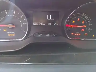 Veículo de Sucata peugeot 208 active do ano 2013 alimentado hm01