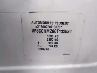 Veículo de Sucata peugeot 208 active do ano 2013 alimentado hm01