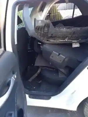 Veículo de Sucata toyota auris hybrid active do ano 2011 alimentado 2zrfxe