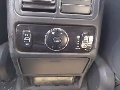 Здавання транспортного засобу mercedes-benz clase m (w163) 400 cdi (163.128) року 2001 потужний 628963