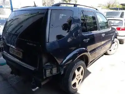 Здавання транспортного засобу mercedes-benz clase m (w163) 400 cdi (163.128) року 2001 потужний 628963