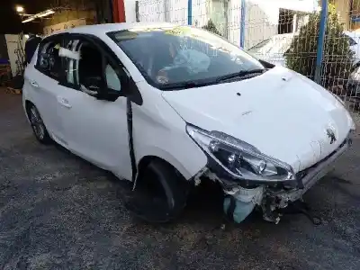 Veículo de Sucata PEUGEOT 208 Style do ano 2016 alimentado BH02