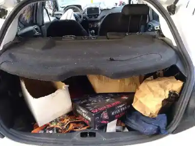 Veículo de Sucata peugeot 208 style do ano 2016 alimentado bh02