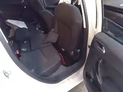 Veículo de Sucata peugeot 208 style do ano 2016 alimentado bh02